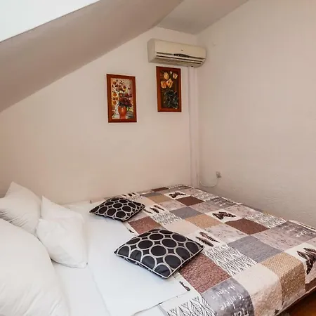 Guest house Maria 3*